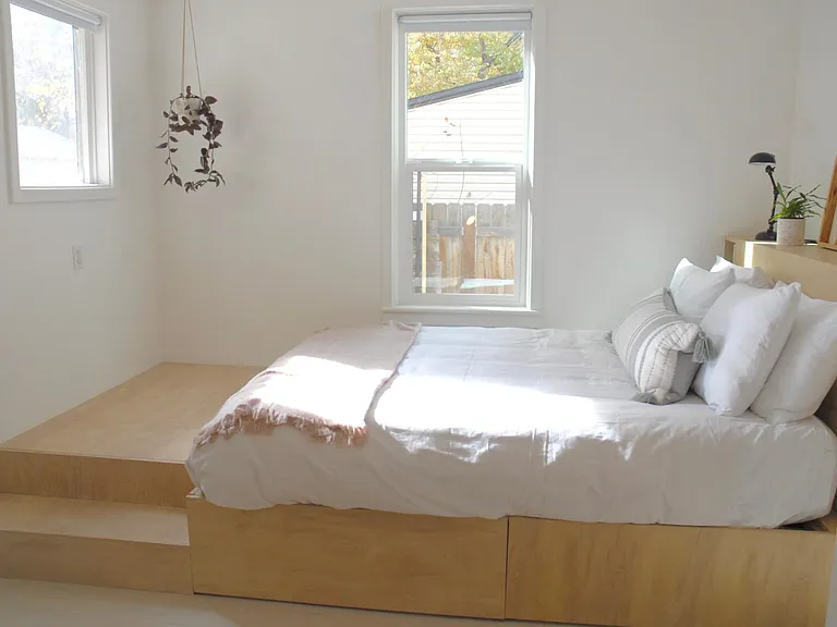 617 E Krall St #1 — Photo 12