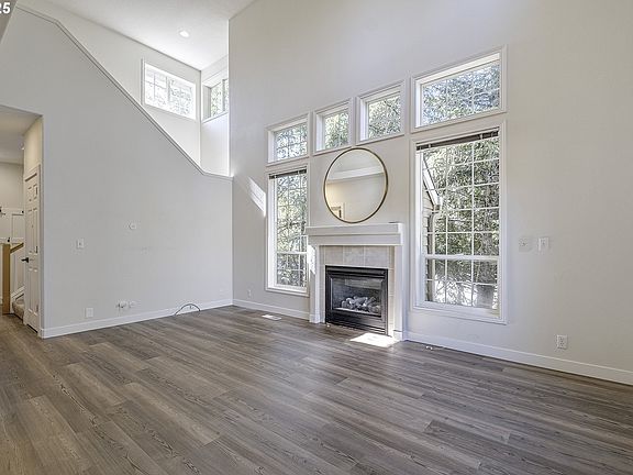 5th image of 1728 NE Glen Ellen Dr