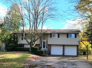 586 Terry St, Muskegon, MI 49442