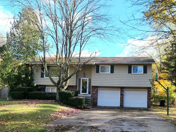 586 Terry St, Muskegon, MI 49442