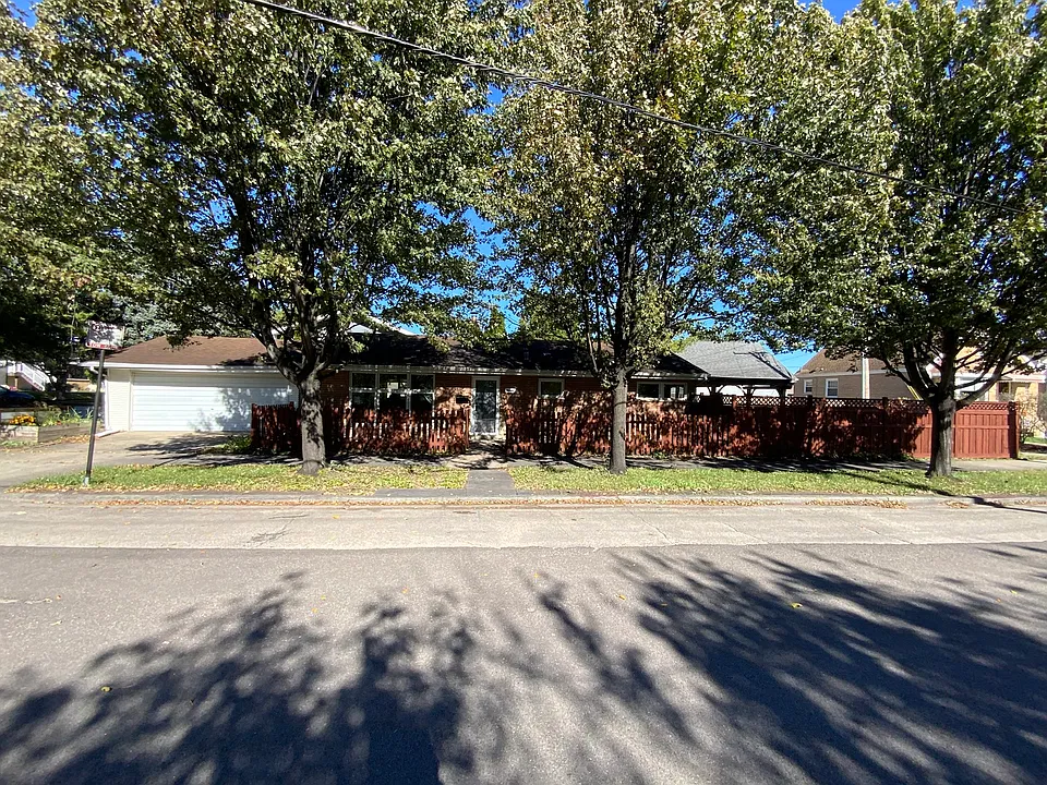 7440 W Everell Ave