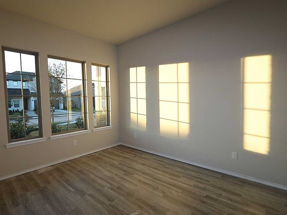 Flex Room