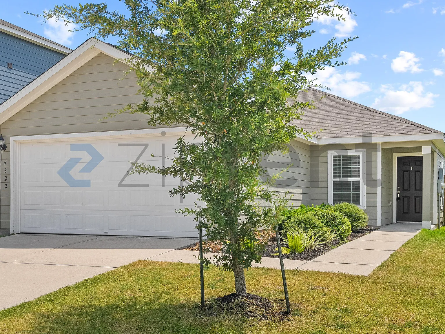 3 bed, 1335 sqft, $2,150 — Photo 1