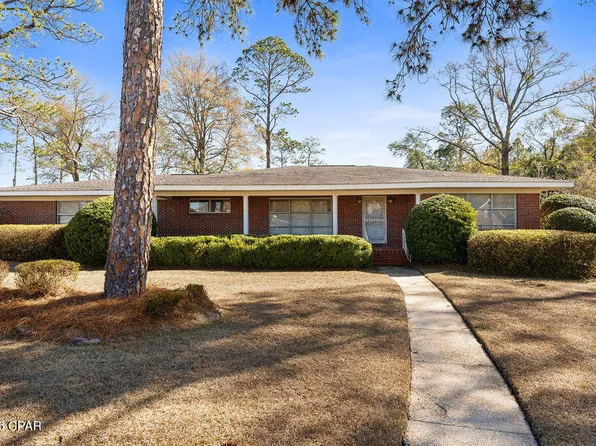 5370 Cherry St, Graceville, FL 32440