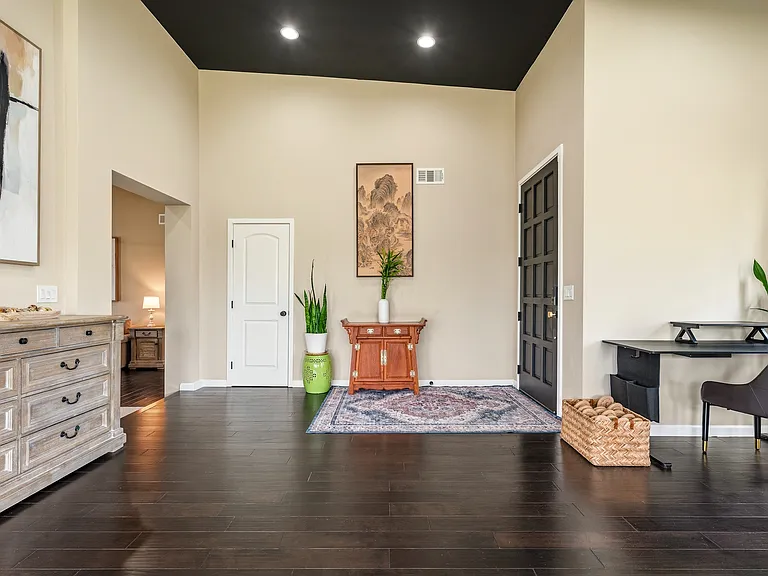 998 Holiday Dr — Photo 19
