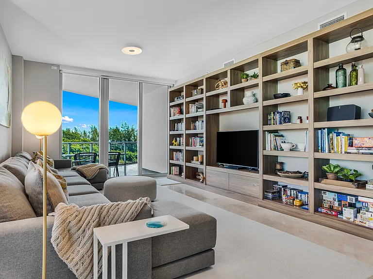 701 N Fort Lauderdale Beach Blvd #406 — Photo 7