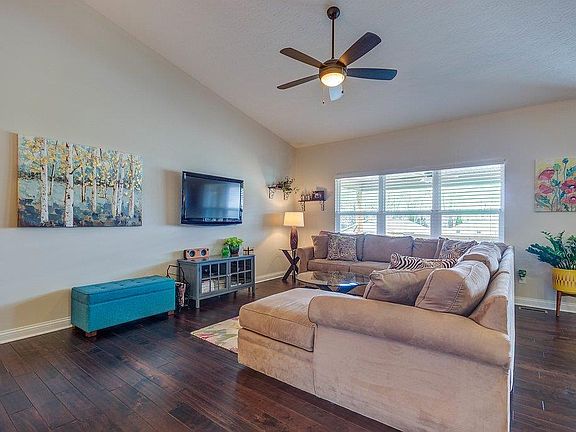 4th image of 7267 Redridge Dr