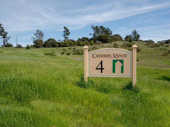 9015 Hidden Canyon Rd, Salinas, CA 93907