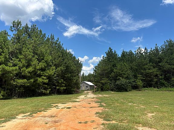 4th image of 401 County Road 2401