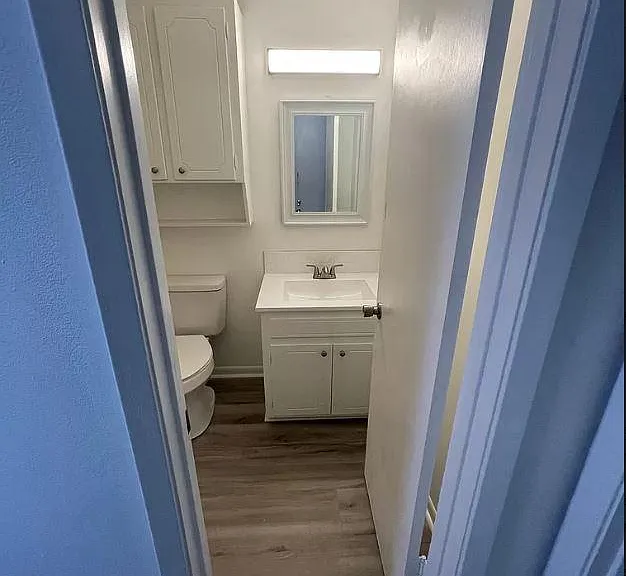 6124 Parkforest Dr — Photo 10