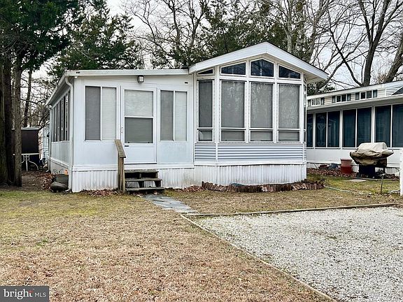 2nd image of 709 Seashore Rd #626