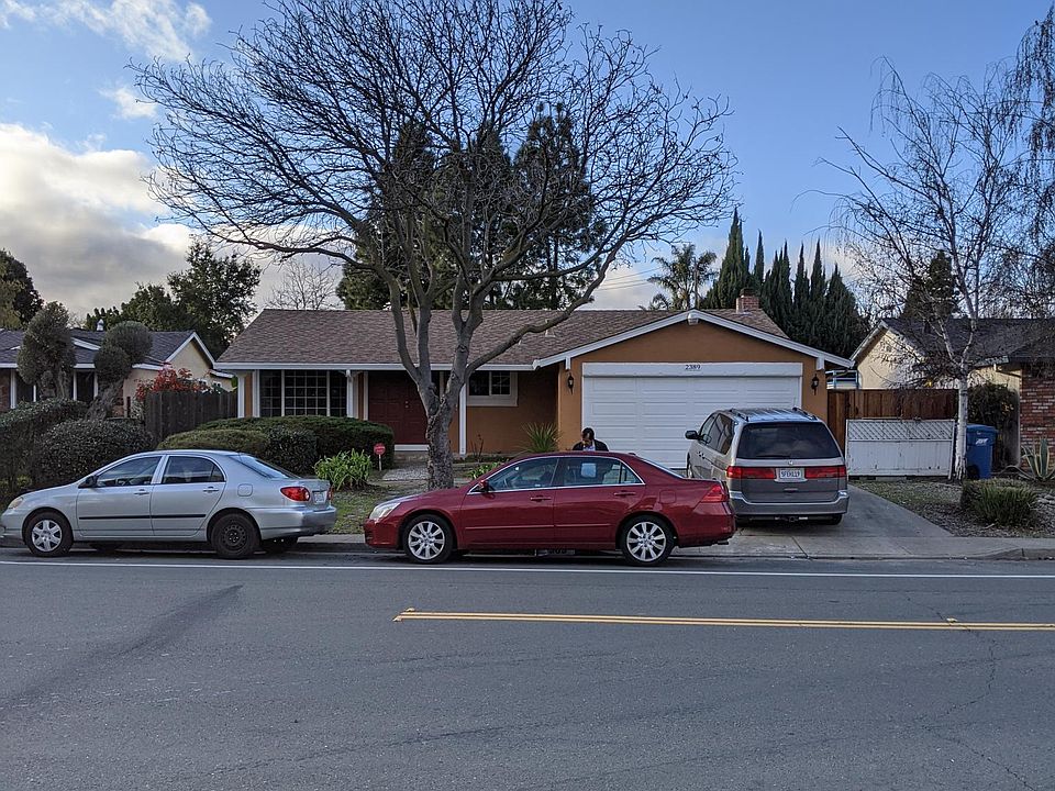 1st image of 2389 Sherman Dr
