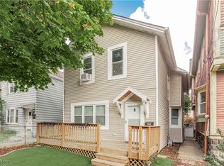 1004 Fairfield Ave, Cleveland, OH 44113