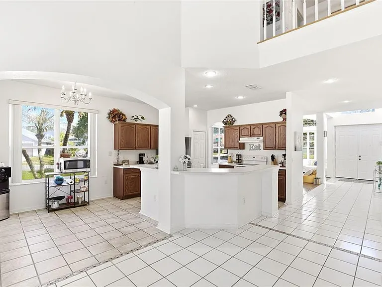 130 Westmoreland Cir — Photo 10