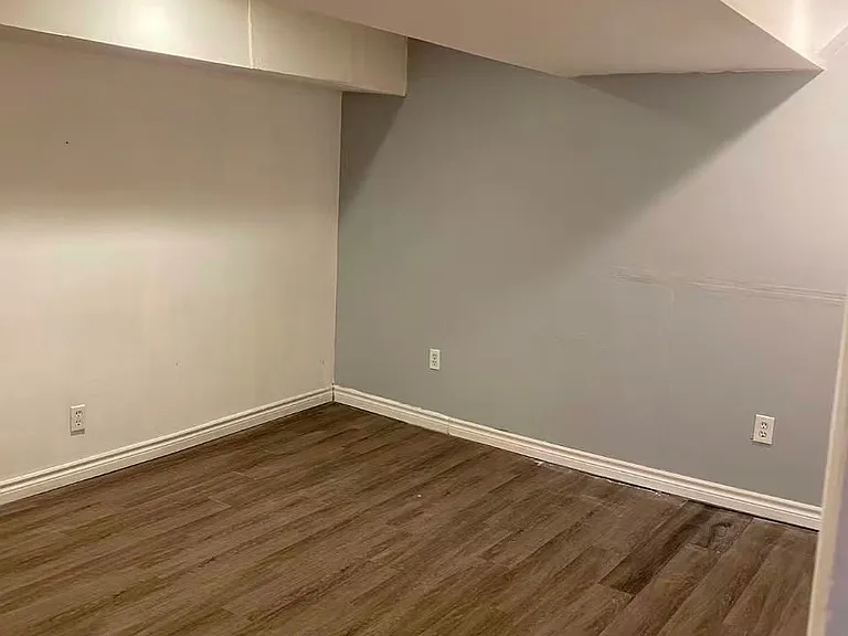 385 Beachwood Ave — Photo 17