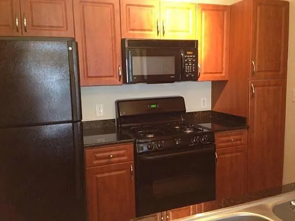 12954 Centre Park Cir — Photo 13
