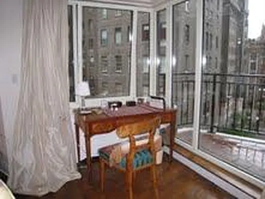 Sold by Nest Seekers International | media 17