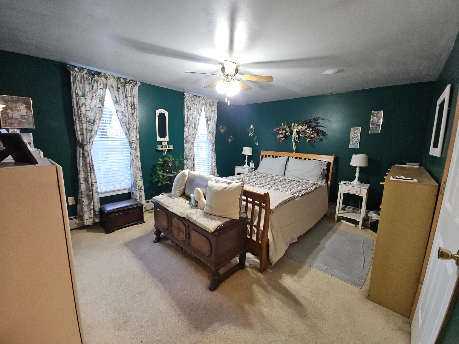 3 bed, 2000 sqft, $1,400 — Photo 2