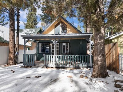 2081 9th Ln, Big Bear City, CA, 92314