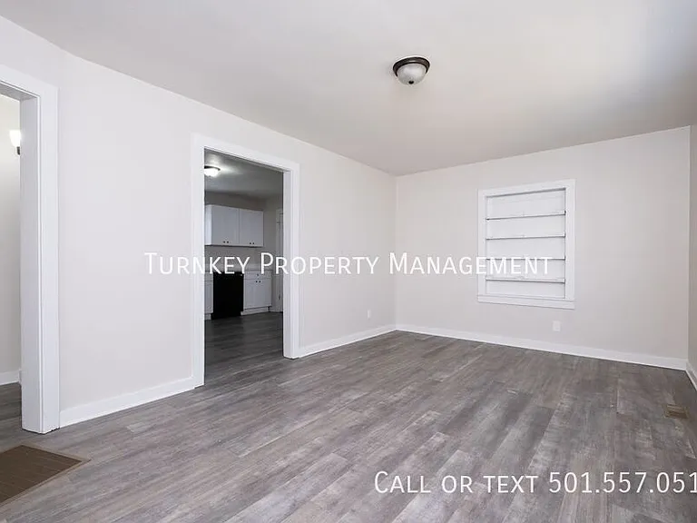 4912 School St — Photo 9