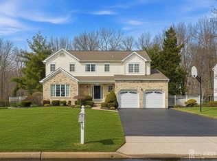 12 Templar Rd, Manalapan, NJ 07726
