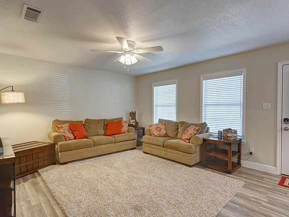 4th image of 101 Alden Dr