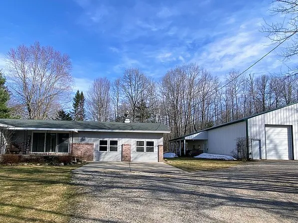 9650 Whispering Pines Dr, Mancelona, MI 49659