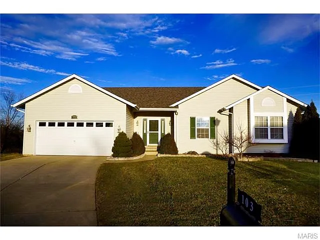 103 Meadowdale Ct photo 1