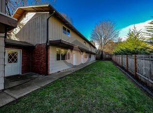 350 NW Willamina Dr APT 7, Willamina, OR