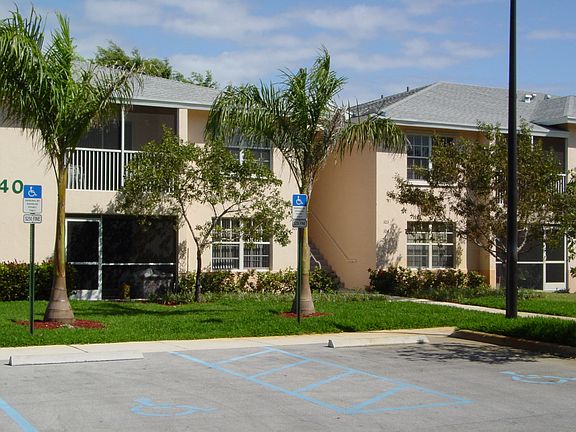 5th image of 240 SE 10th St #C108