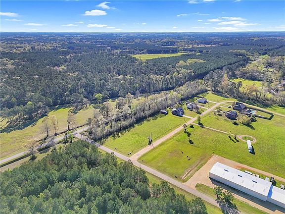 4th image of 1 Three Old Union Rd