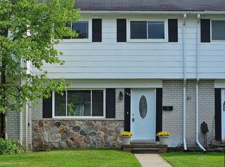 156 Parnacott Dr, Mount Clemens, MI 48043