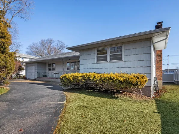 603 Long Place, Babylon, NY 11702