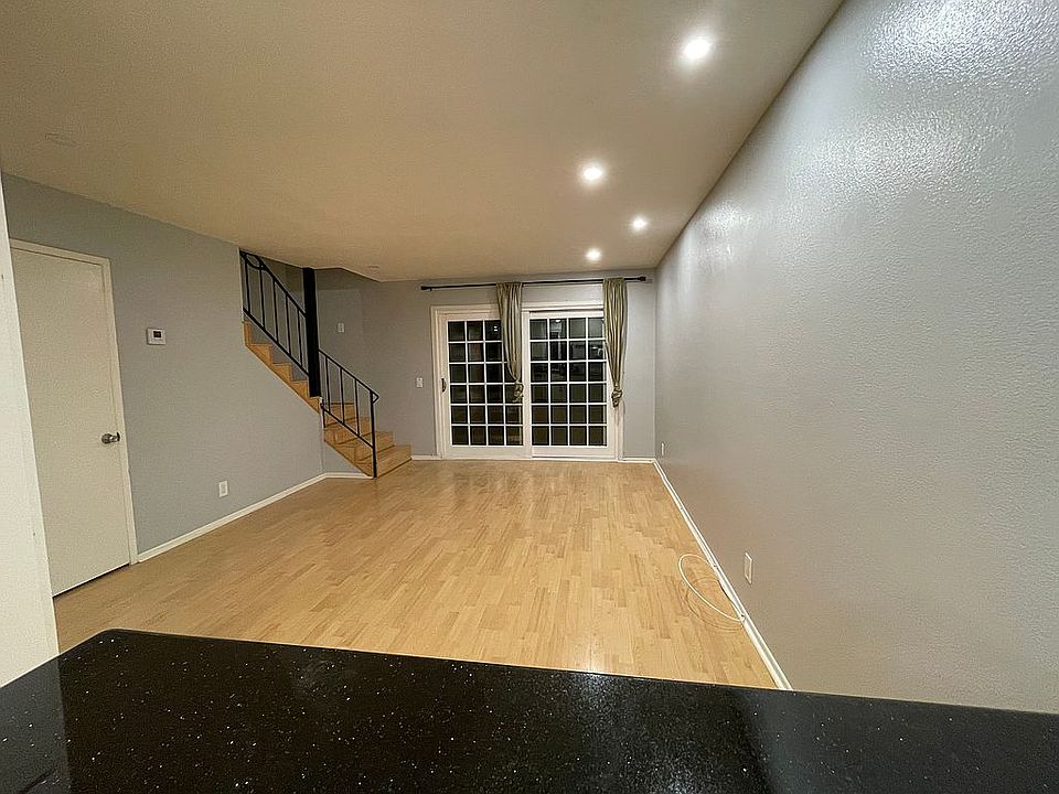 1st image of 5004 Farago Ave Unit 7