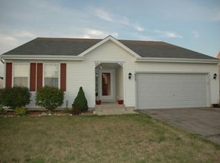675 Glen Cove Ln, Hampshire, IL 60140