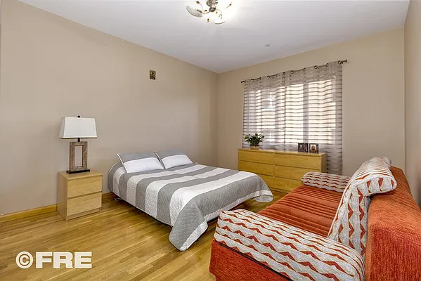 Sold by Fillmore | media 10