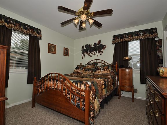 5th image of 9004 Seaforth Dr