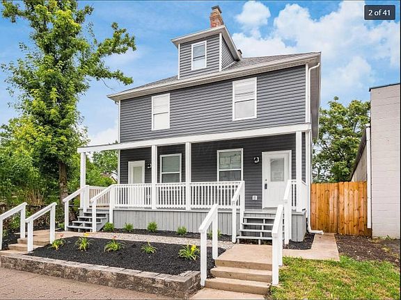 2nd image of 926 Sullivant Ave #926