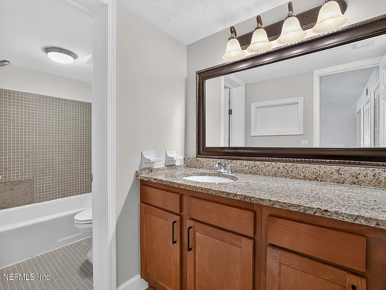 1757 El Camino Rd #4 — Photo 21