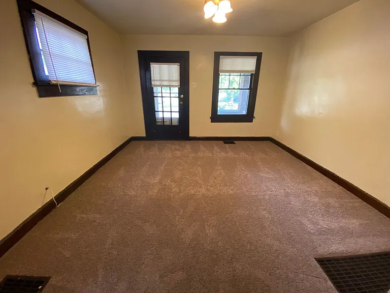 1250 N Colorado Ave — Photo 8