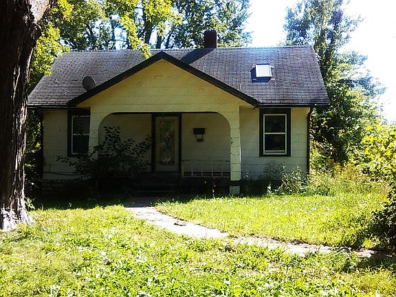 2nd image of 3127 Oakland Ave