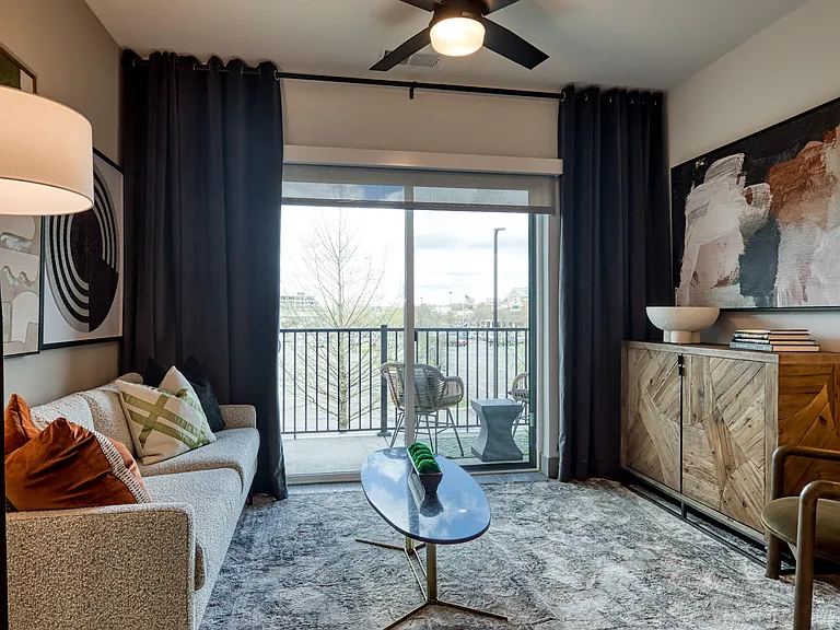 Aura Stonebridge — Photo 8