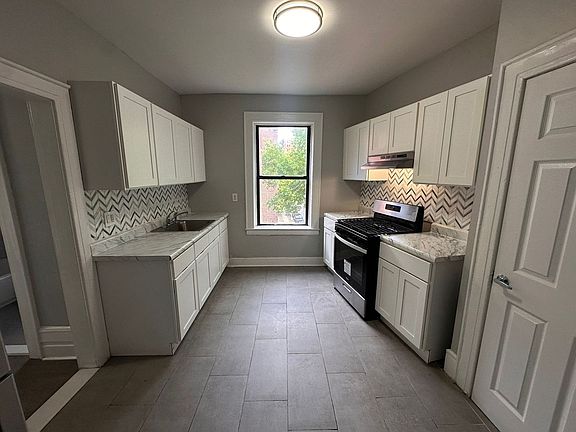 4th image of 70-74 S Arlington Ave #21