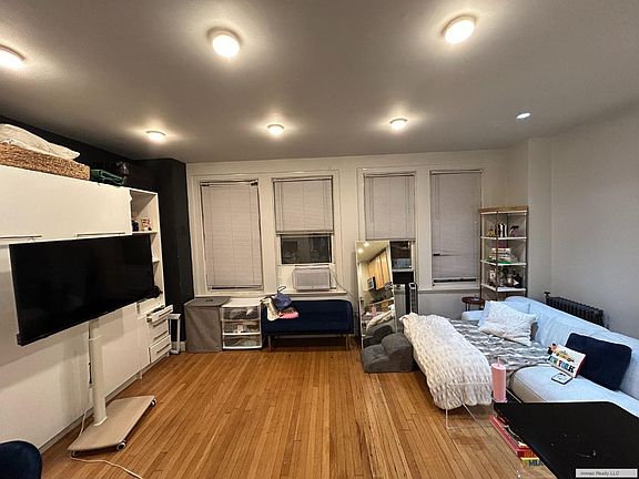 4th image of 66 Madison Ave APT 3G