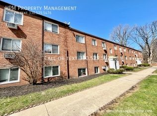 20584 Lorain Rd #6, Cleveland, OH 44126
