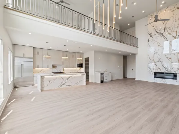 1900 S Ervay St #606, Dallas, TX 75215