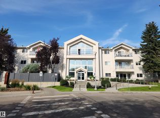 Glenora Court, Edmonton, AB T5H 4M1