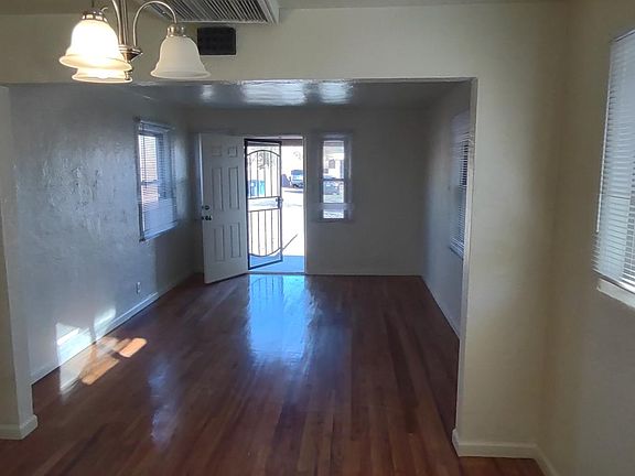 3rd image of 2725 Monk Ct NW