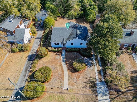 2nd image of 329 Wayne Drive