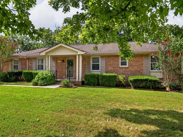 7453 Harrow Dr, Nashville, TN 37221